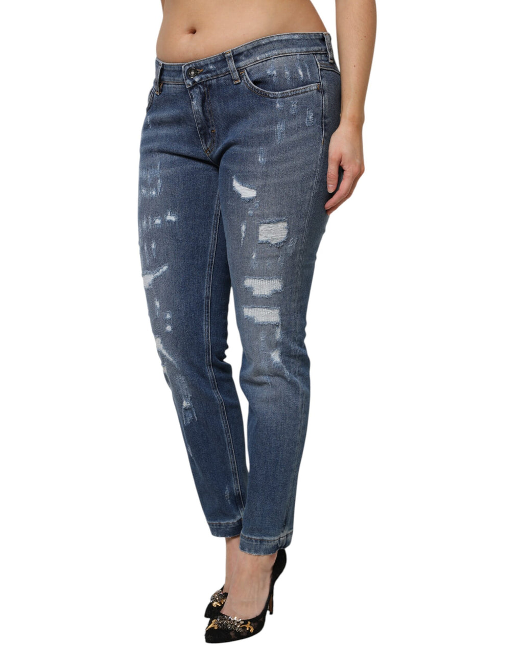 Blaue Jeans aus zerfetzter Baumwolle mit niedriger Taille