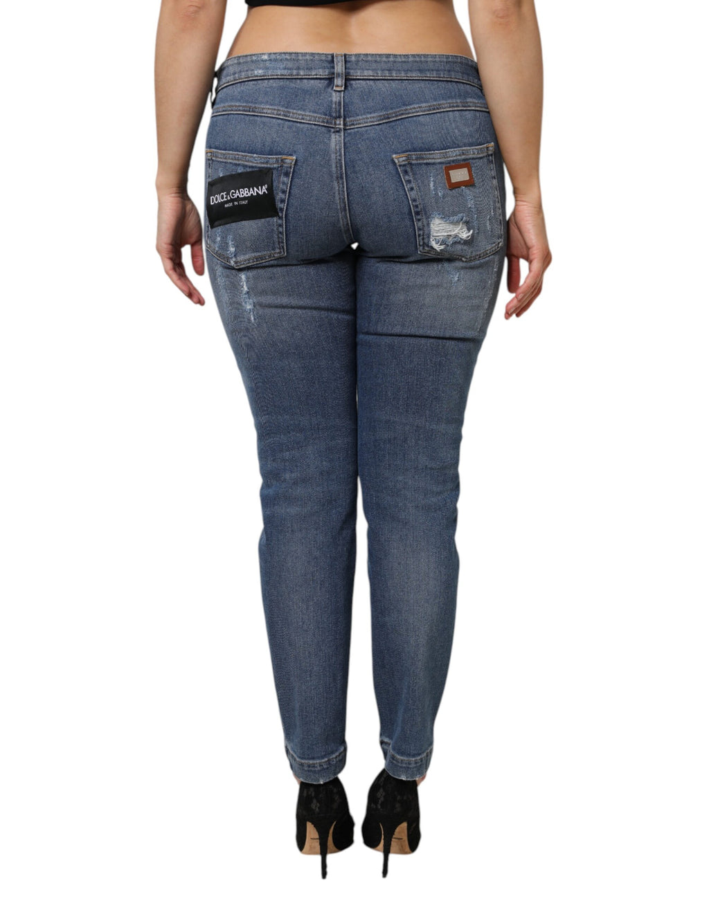 Blaue Jeans aus zerfetzter Baumwolle mit niedriger Taille