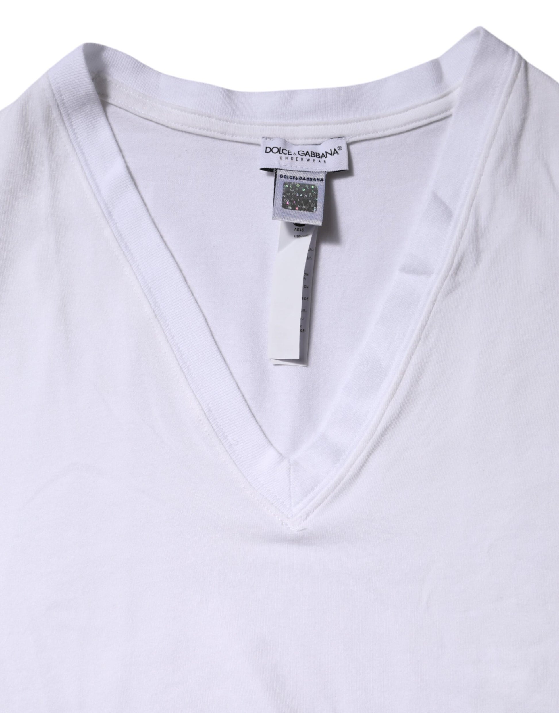 Weißes T-Shirt aus Baumwolle mit kurzen Ärmeln und V-Ausschnitt