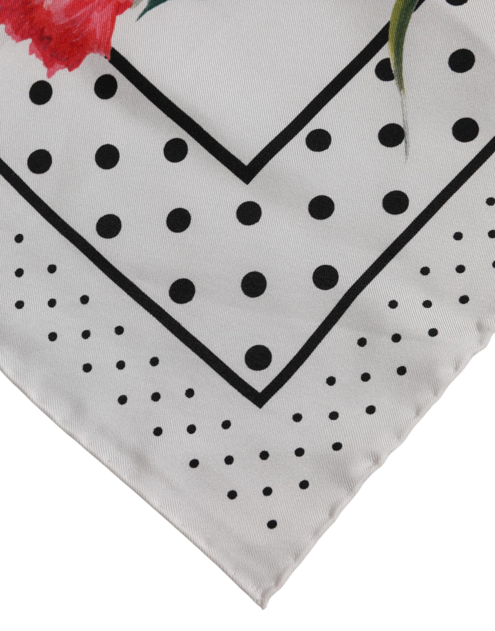 Quadratischer Foulard aus Seide mit Blumenmuster in Weiß