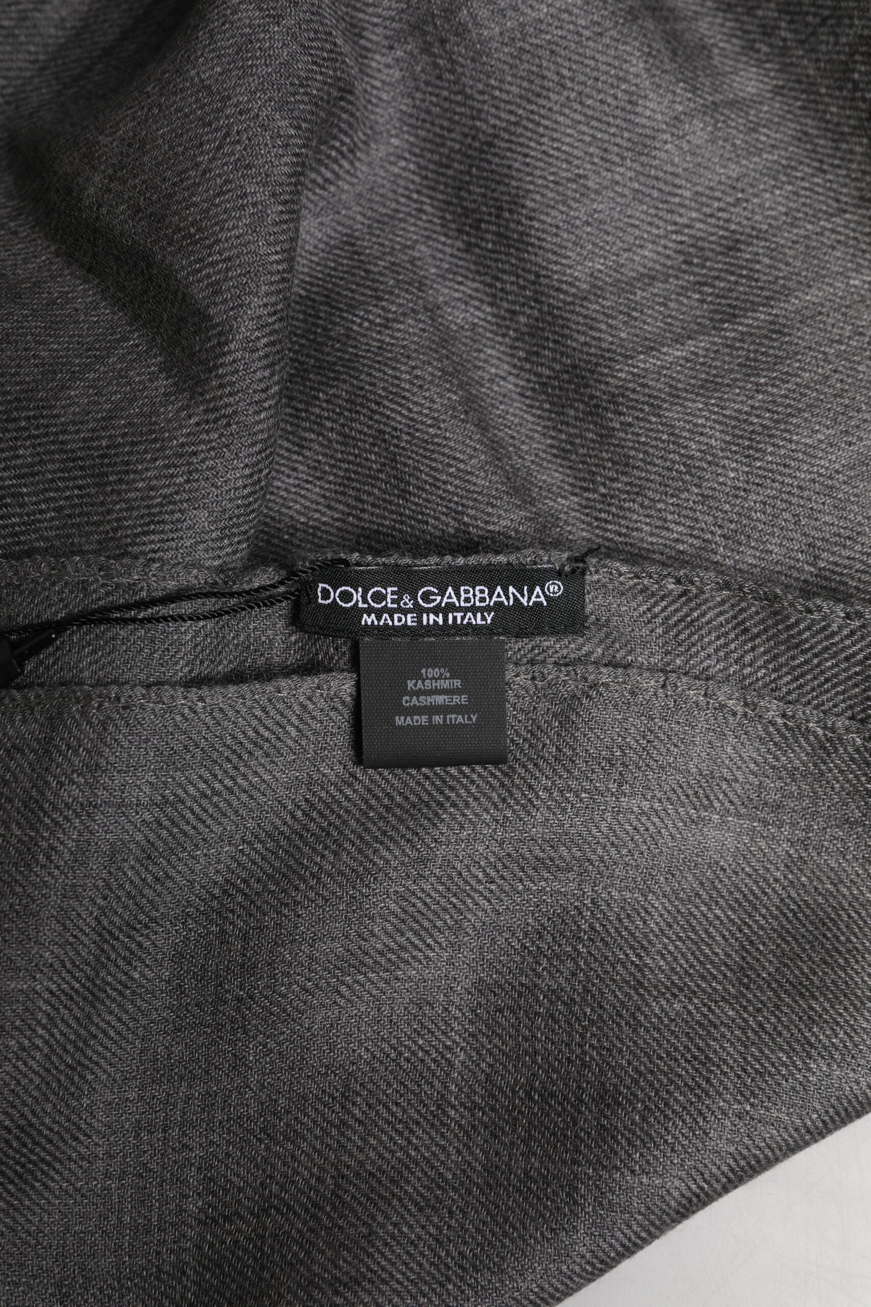 Grauer Halswärmer-Wickelschal mit Logo-Print