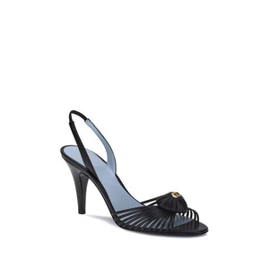 Königliche Sandalen