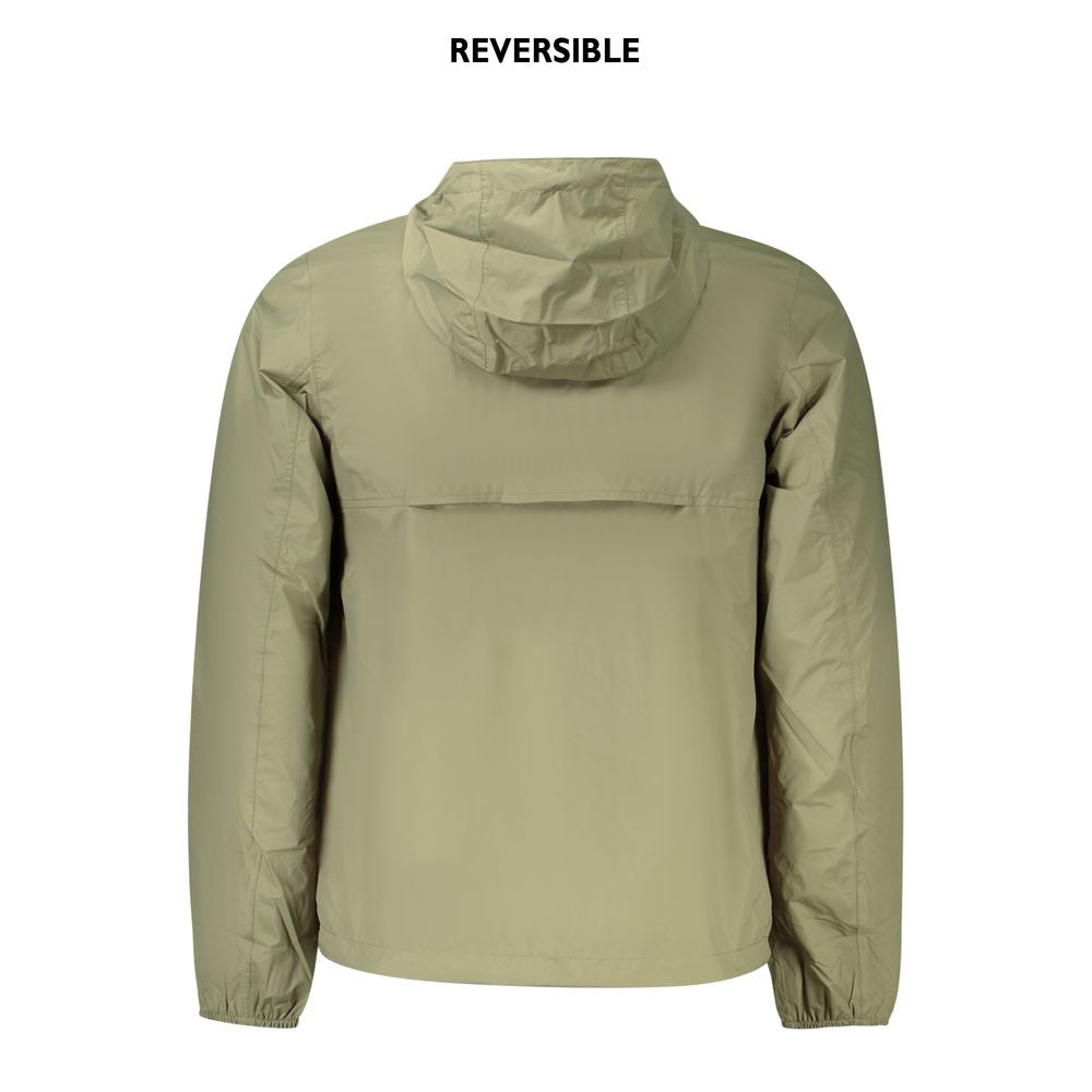 Grüne Nylonjacke
