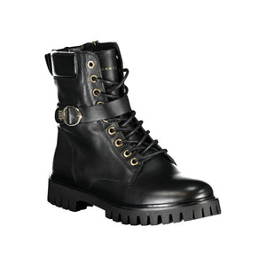 Schwarzer Polyesterstiefel