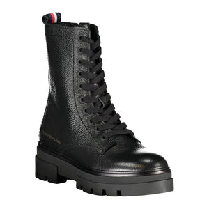 Schwarzer Polyesterstiefel