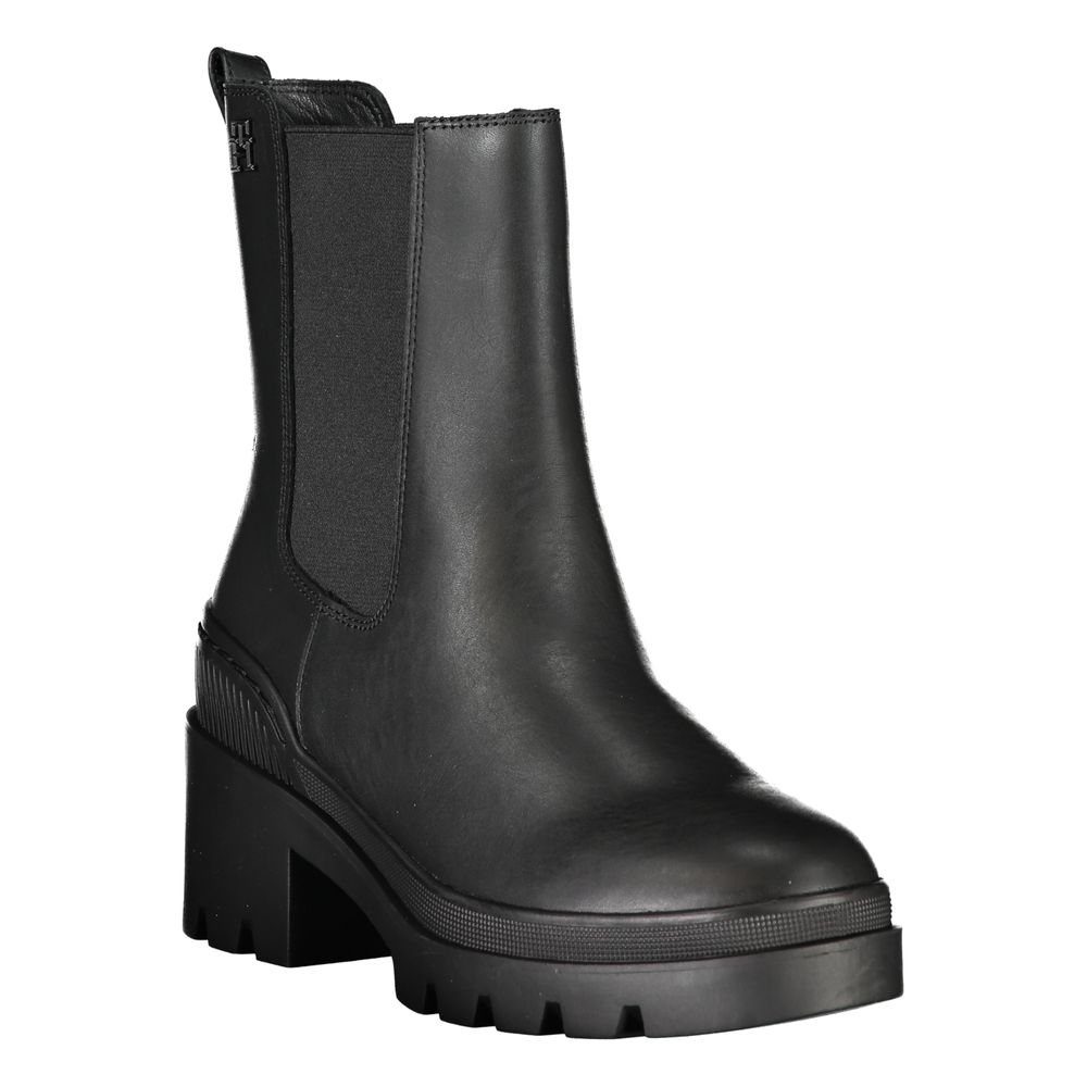Schwarzer Polyesterstiefel