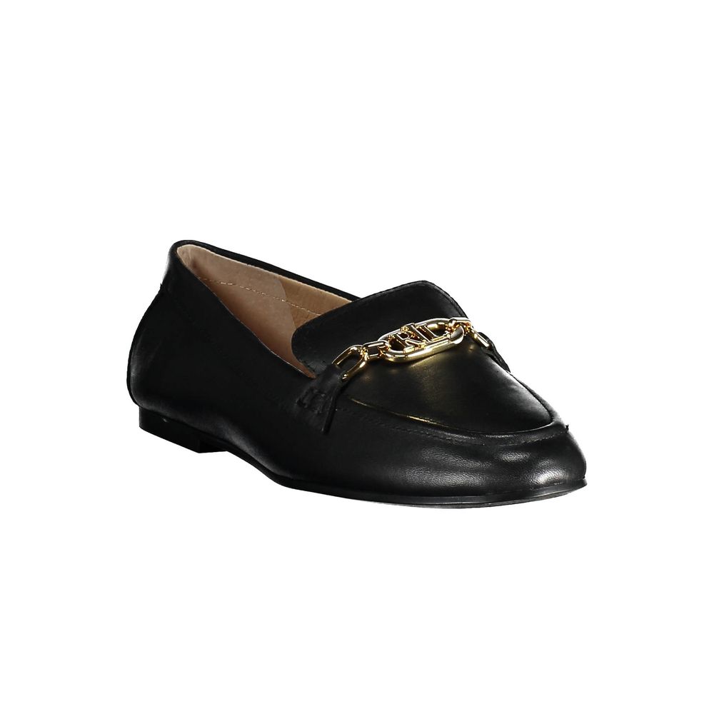 Flache Schuhe aus schwarzem Leder