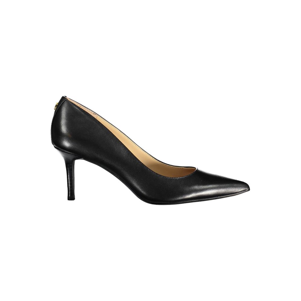 Flache Schuhe aus schwarzem Leder