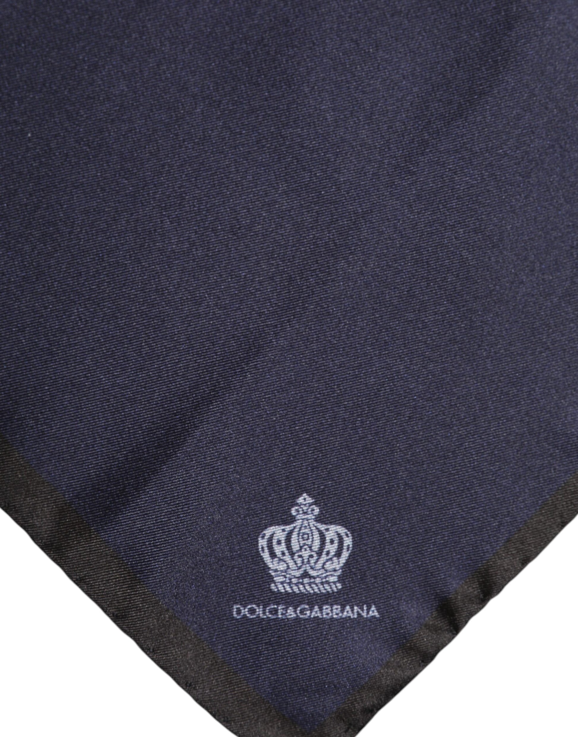 Blauer quadratischer Foulard aus Seide von DG Crown für Herren