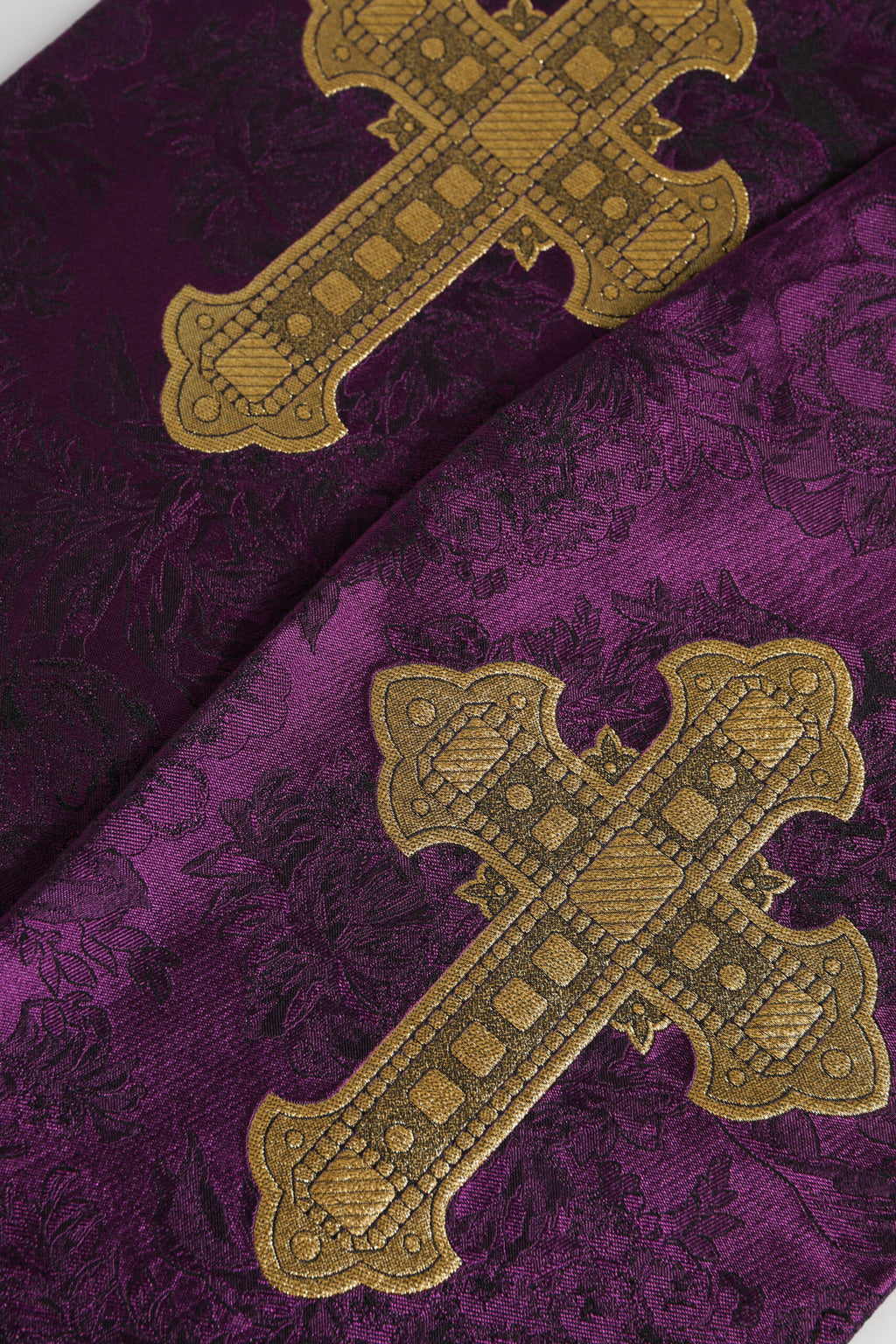 Lila Seidenfransen Kreuz Herren Foulard Schal