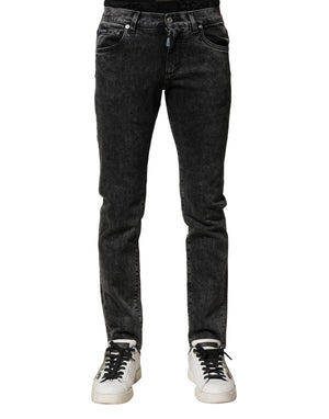 Schwarze, verwaschene Jeans aus Denim mit doppeltem Bund