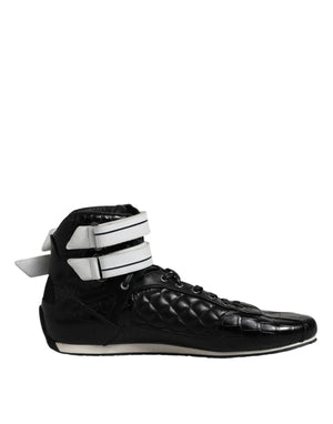 Schwarze gesteppte Schnür-Sneakers aus Leder