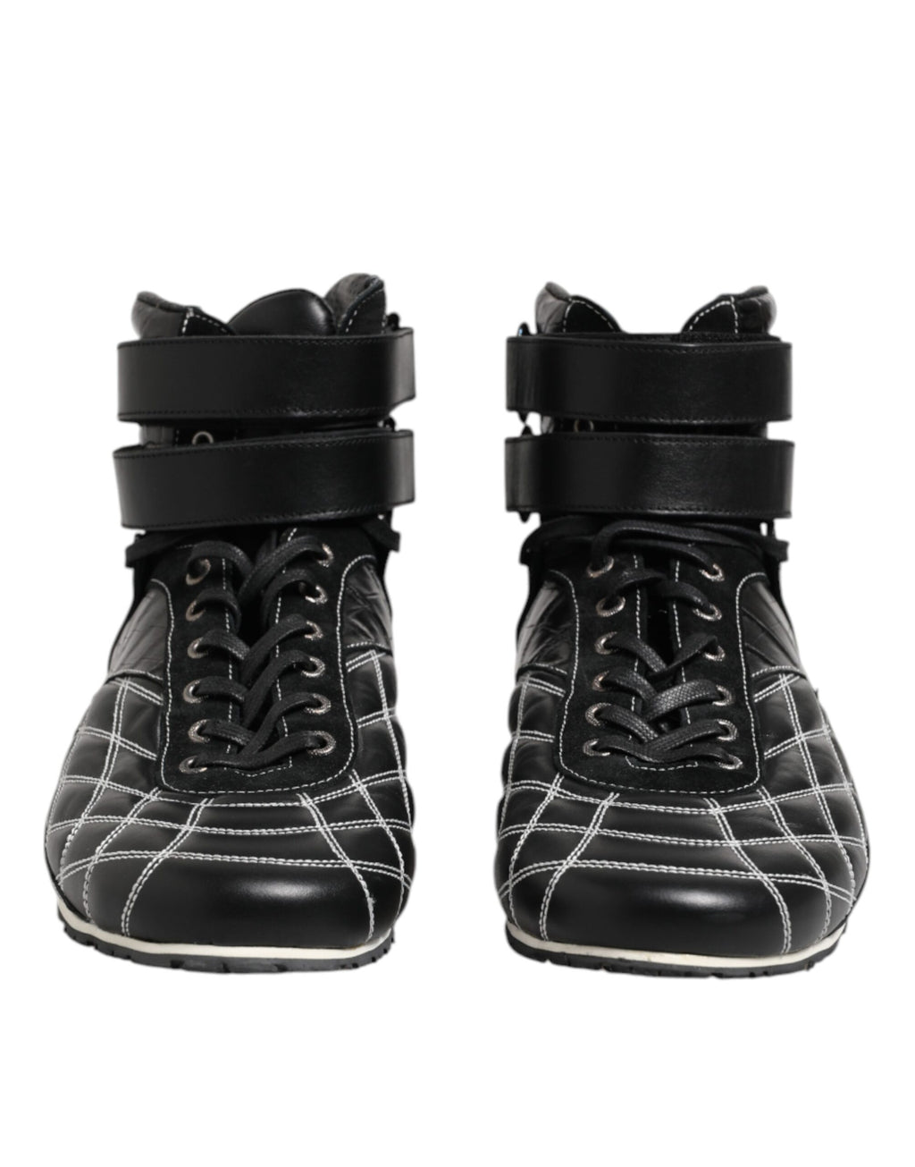 Schwarze gesteppte Leder-Schnürsneaker