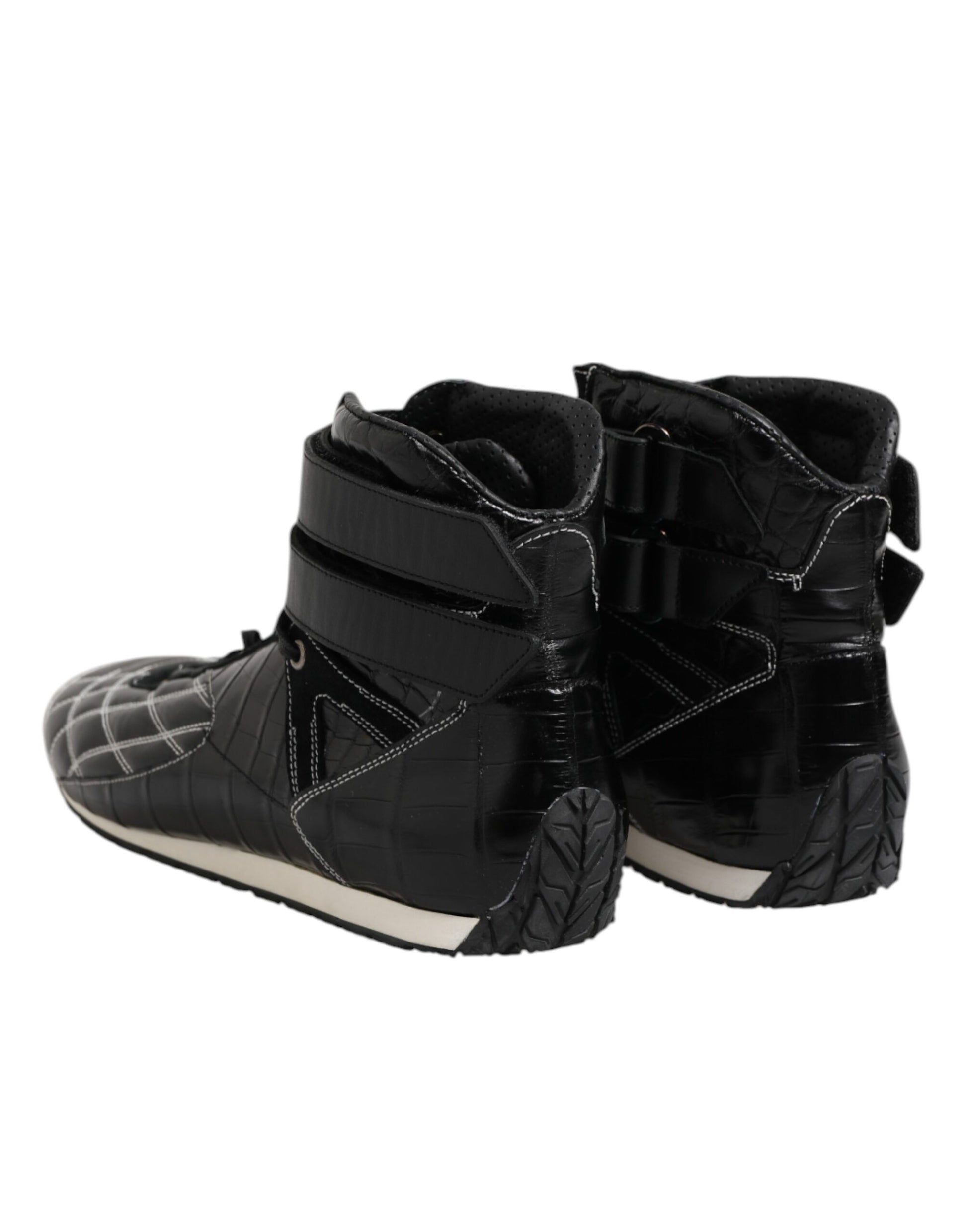 Schwarze gesteppte Leder-Schnürsneaker