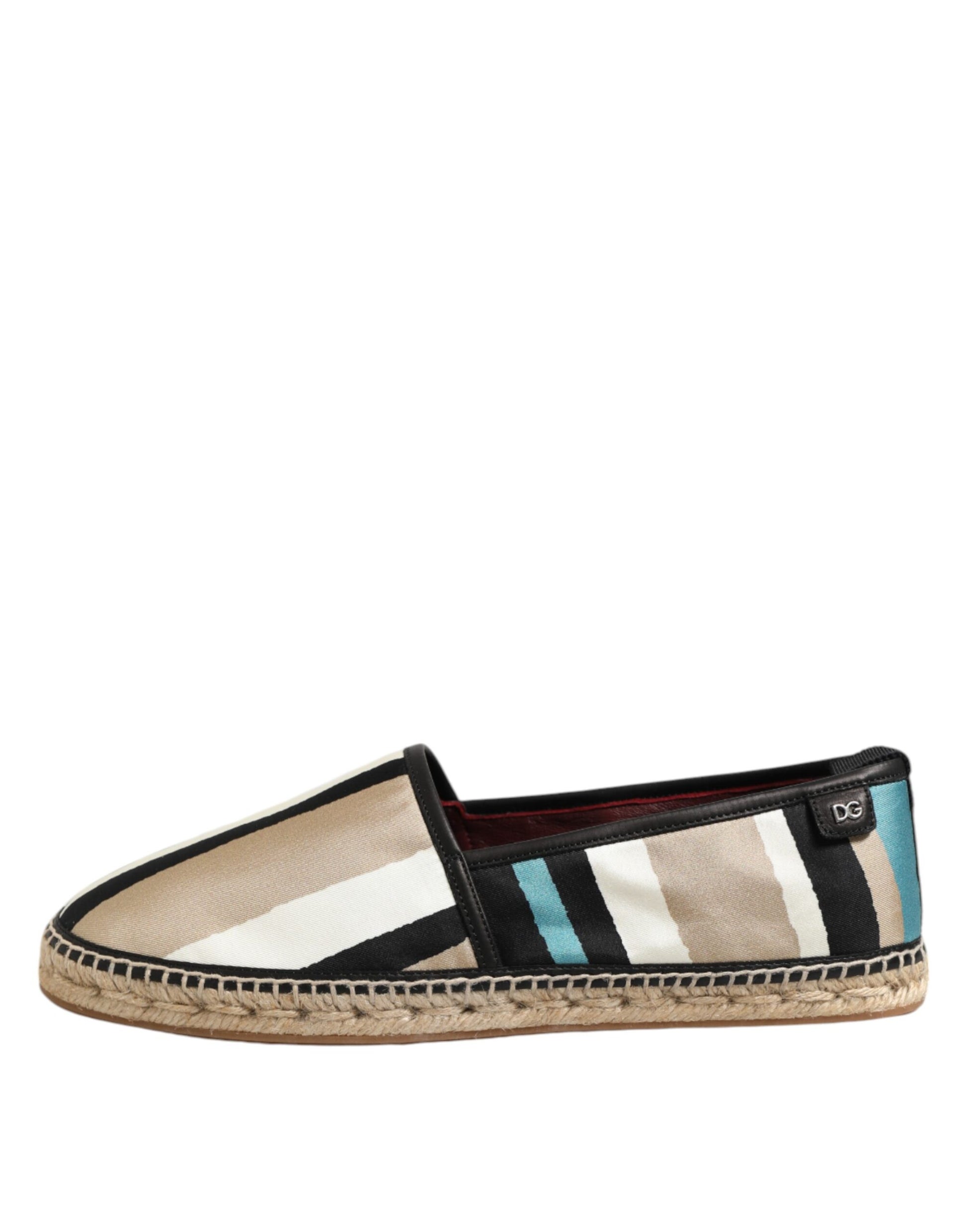 Flache Espadrilles aus Canvas mit mehrfarbigen Streifen