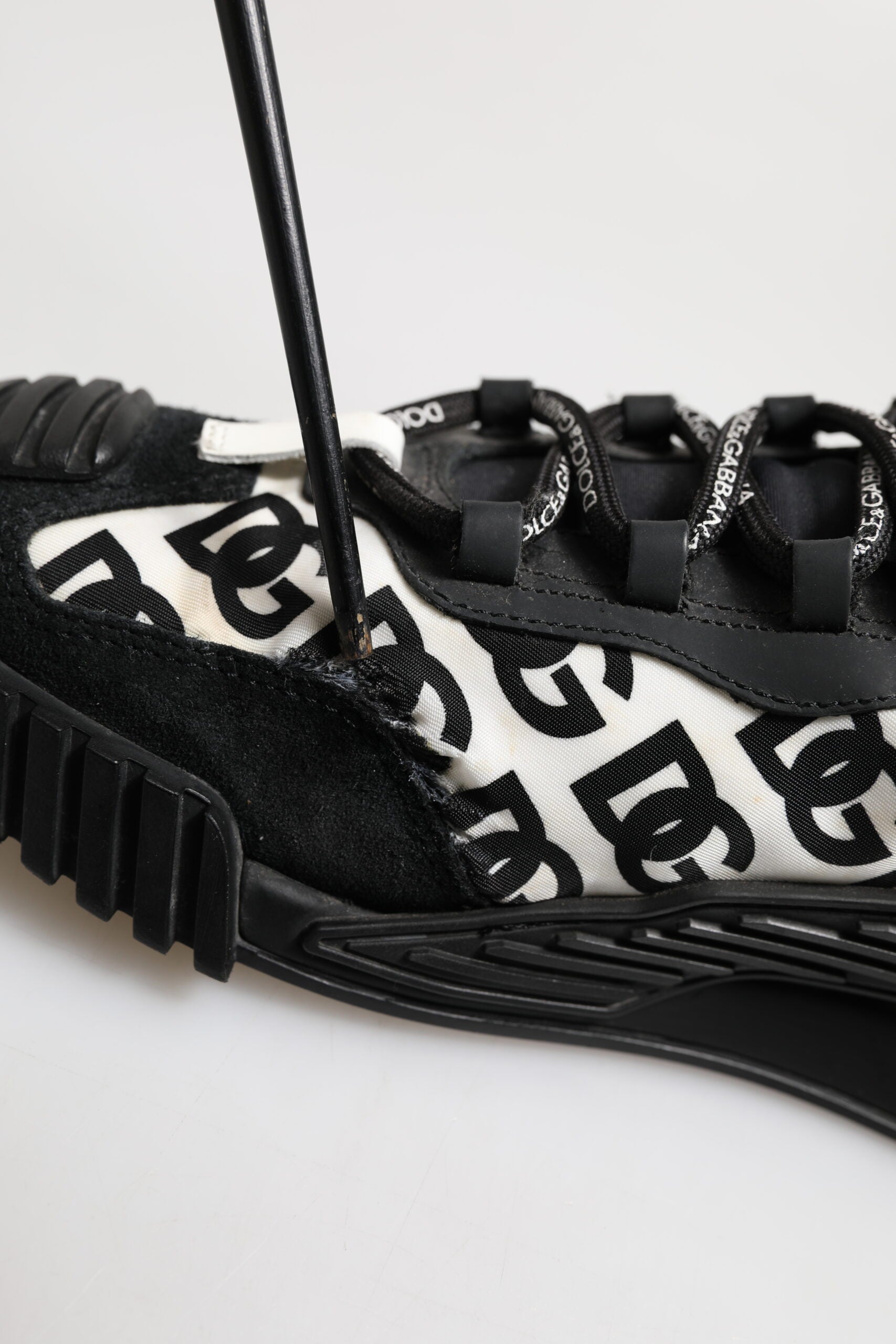 Schwarzes Logo, Schnürschuh, niedriges Oberteil, NS1, Sneaker