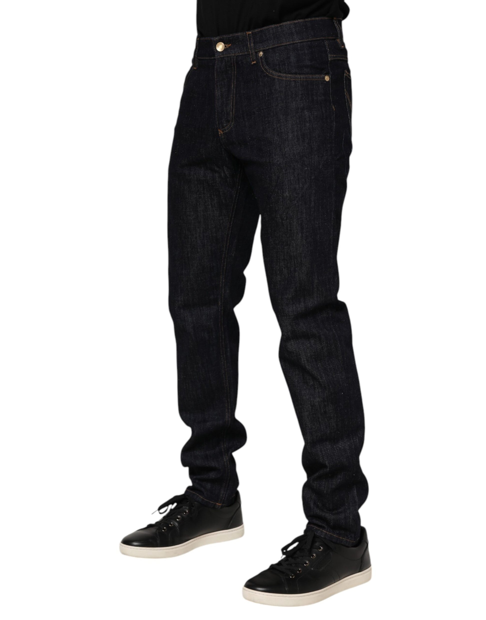 Dunkelblaue Herrenjeans aus Baumwolle mit Logo-Plakette