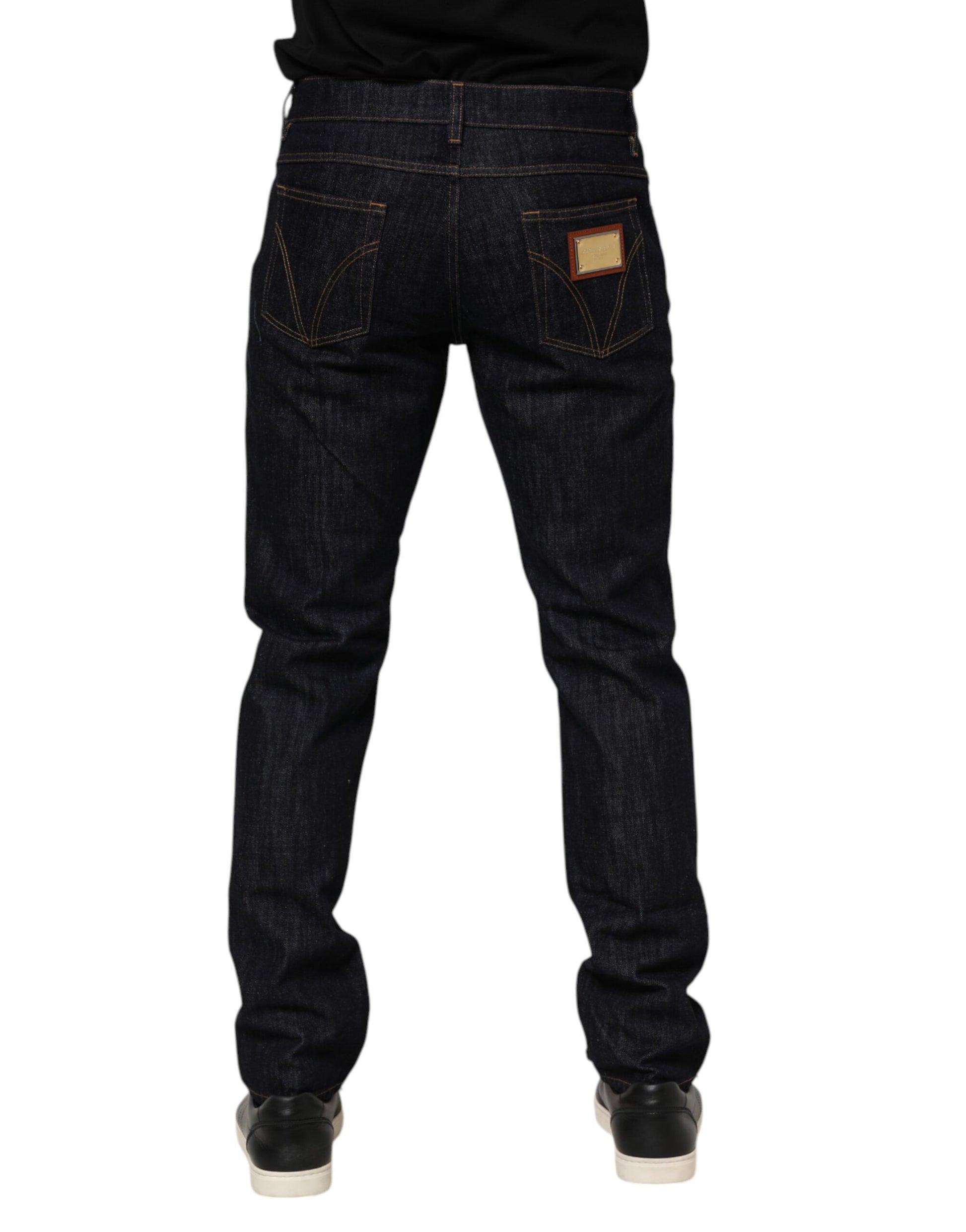 Dunkelblaue Herrenjeans aus Baumwolle mit Logo-Plakette