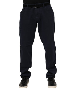Schwarze, schmal zulaufende Jeans aus Baumwolle
