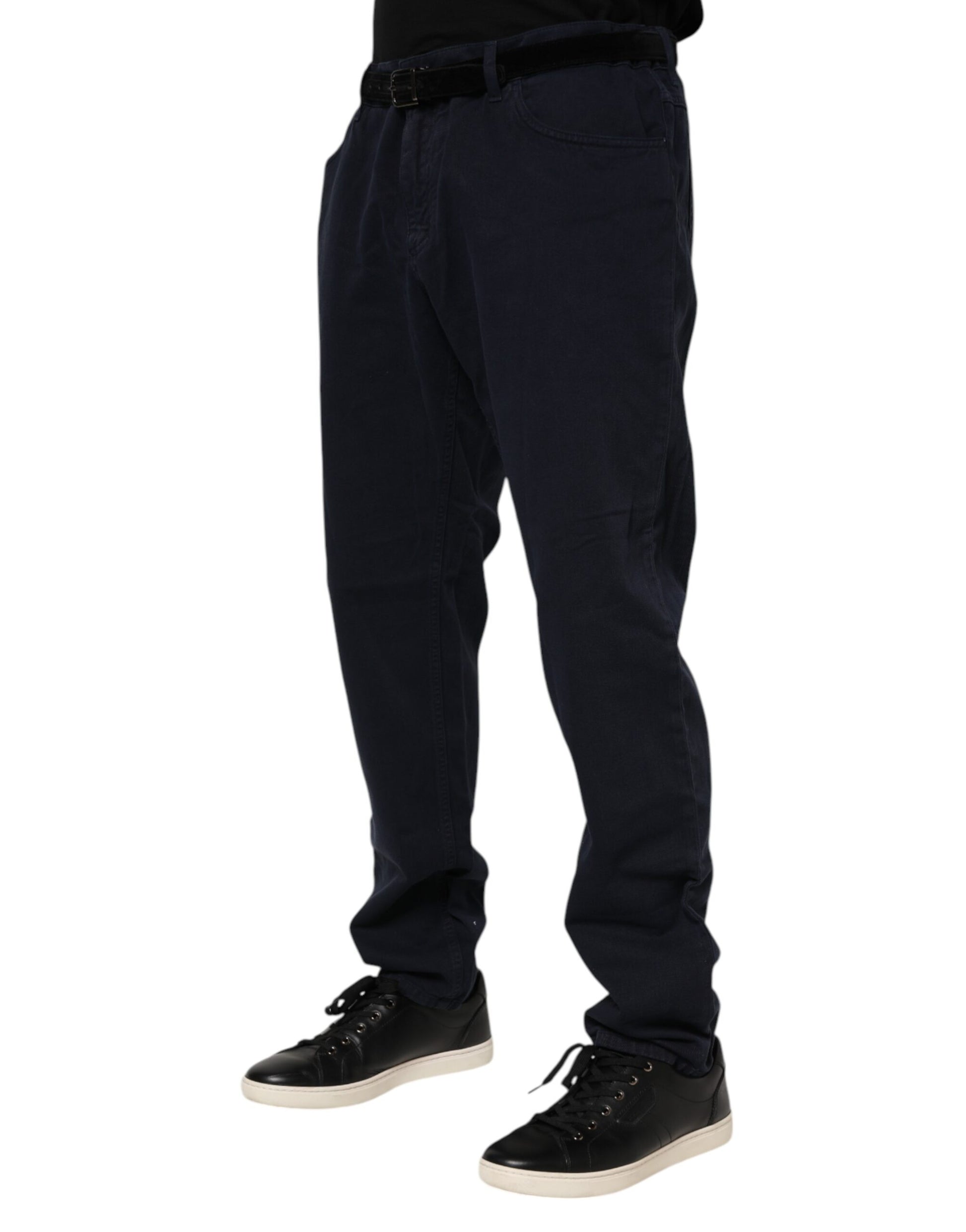 Schwarze, schmal zulaufende Jeans aus Baumwolle