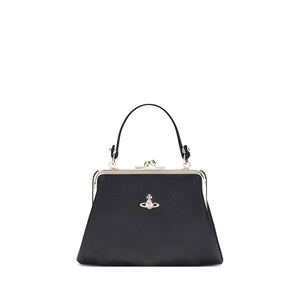 Oma Handtasche