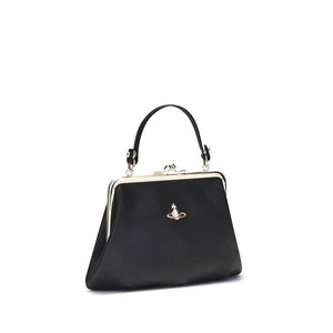 Oma Handtasche