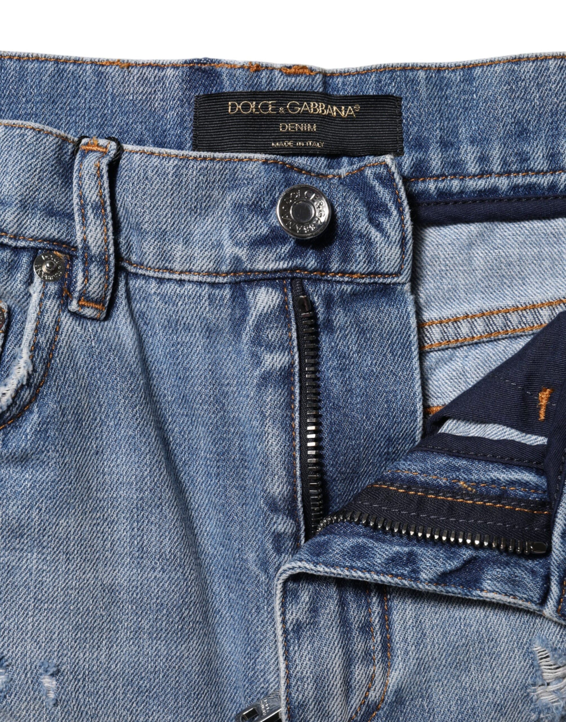 Blaue Hotpants-Shorts aus Denim-Baumwolle mit Logo-Schild
