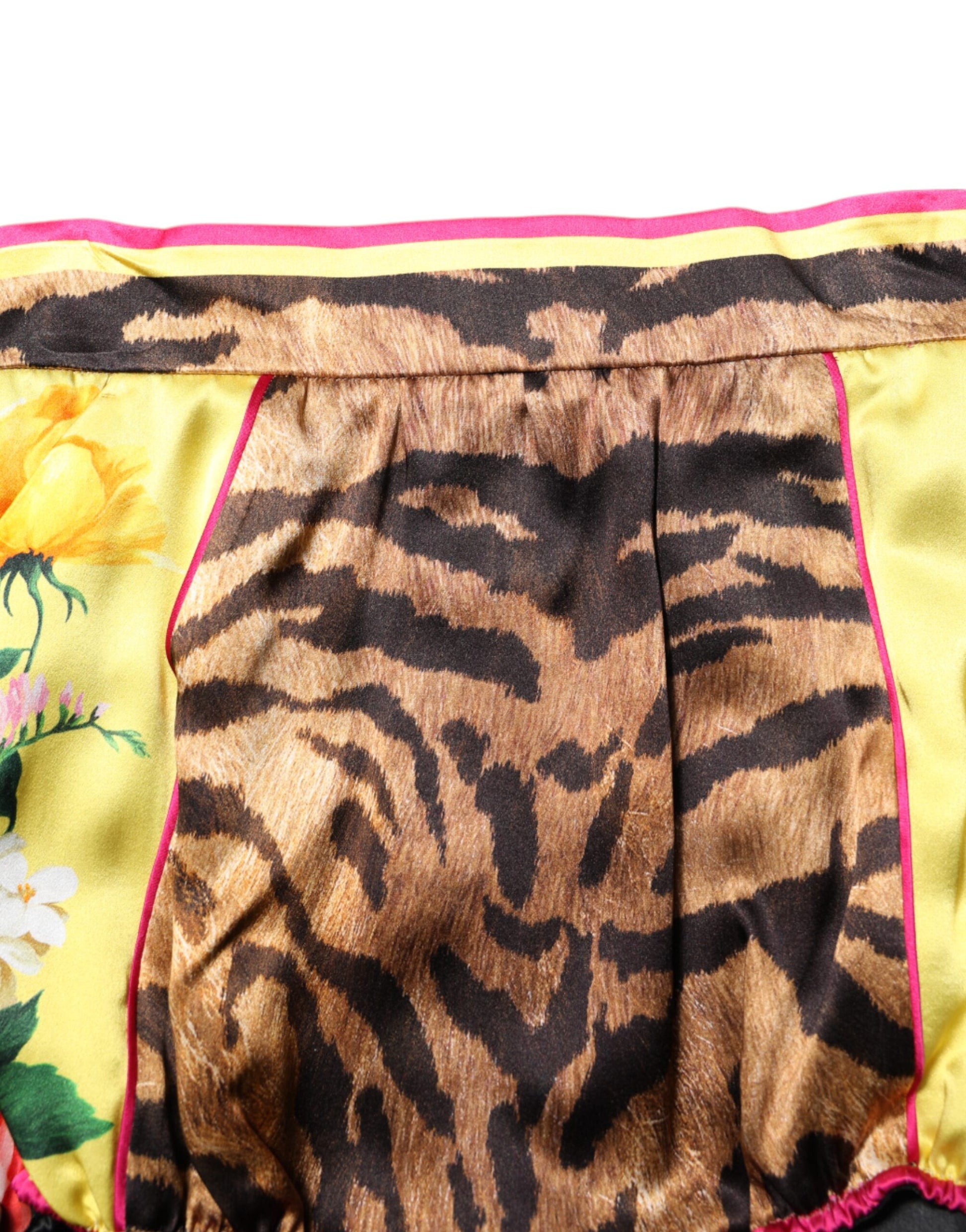 Mehrfarbige Hotpants-Shorts mit hoher Taille und Blumenmuster