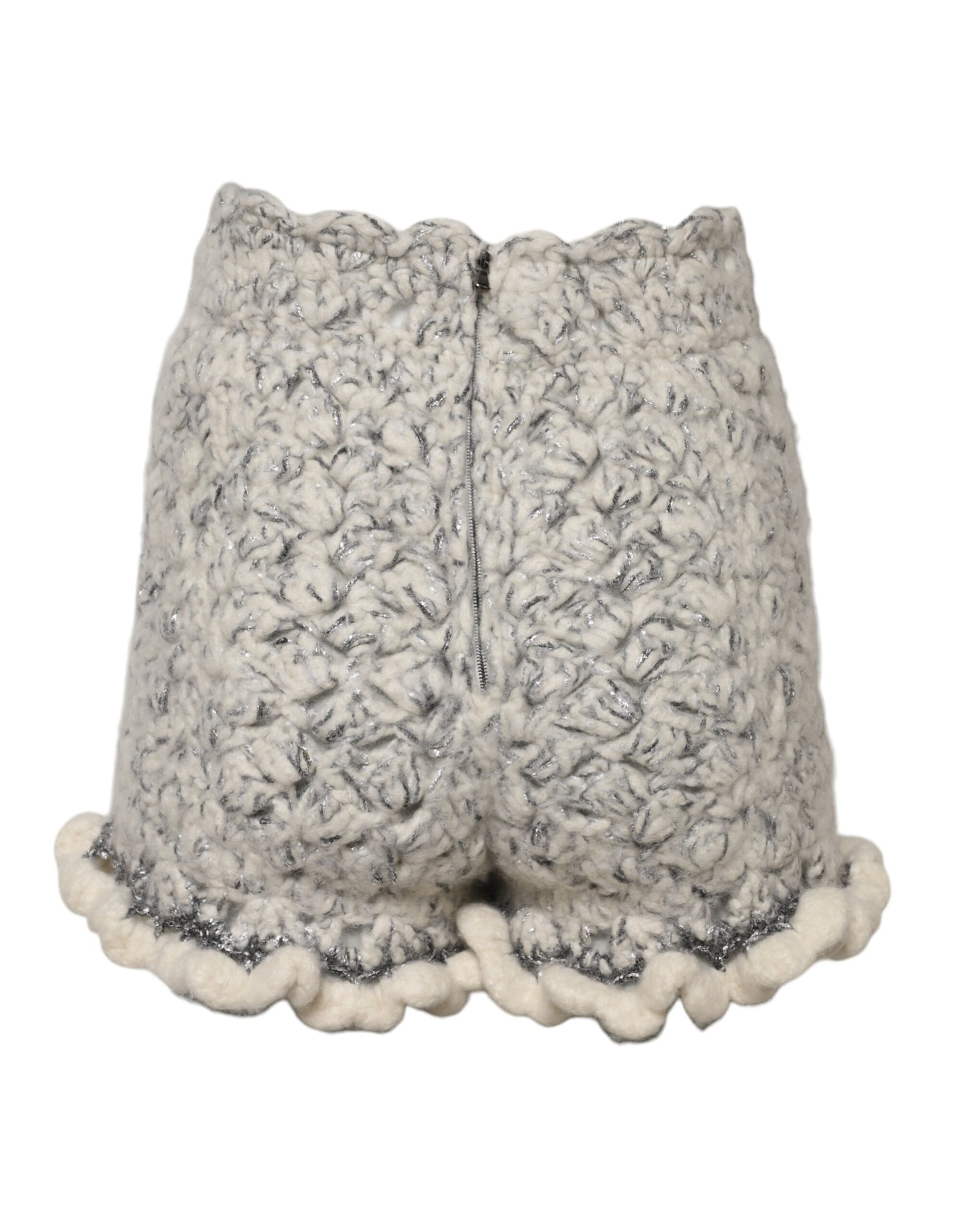 Rüschenshorts aus metallischem Bouclé-Strickkaschmir
