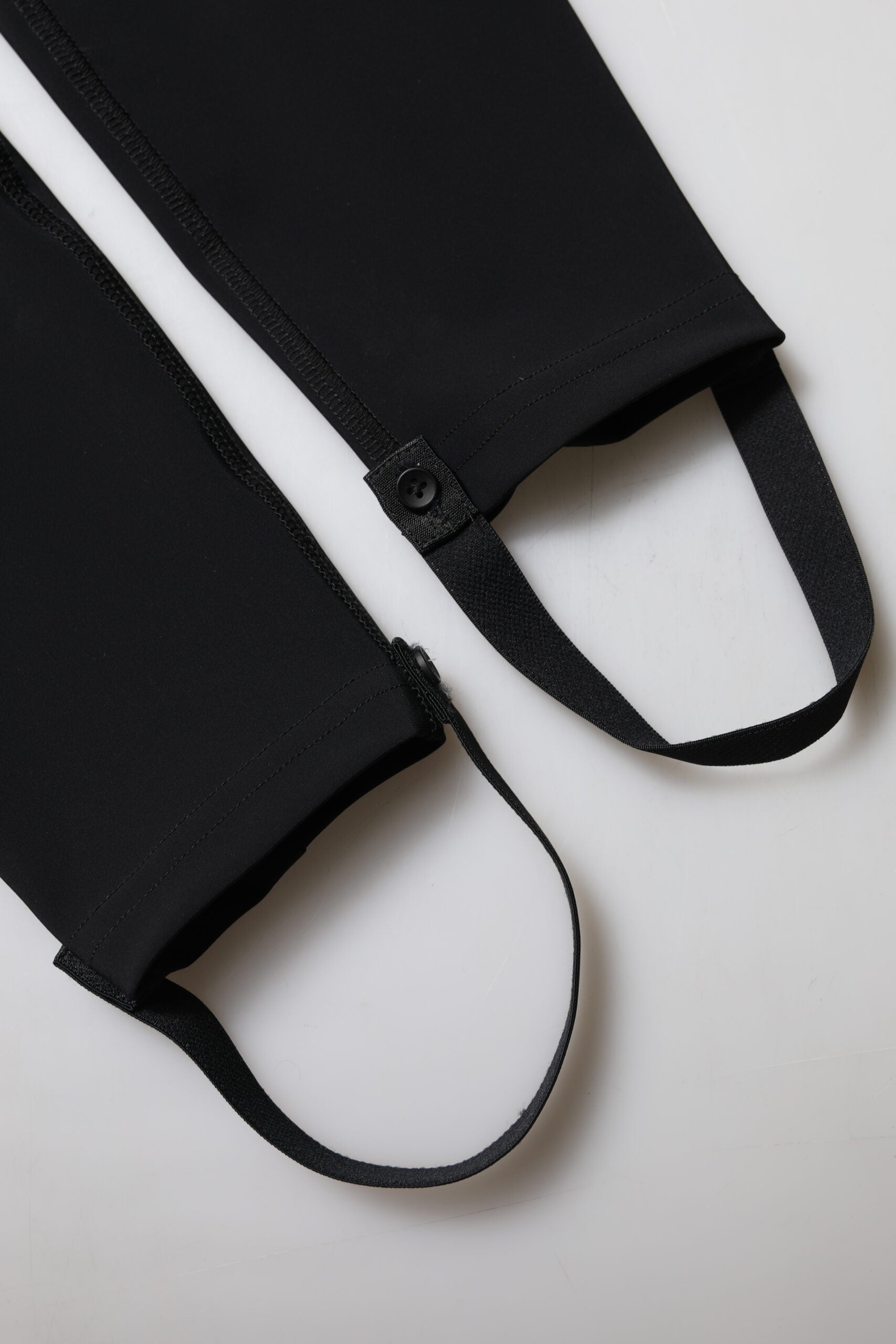 Schwarze Leggings mit hoher Taille 