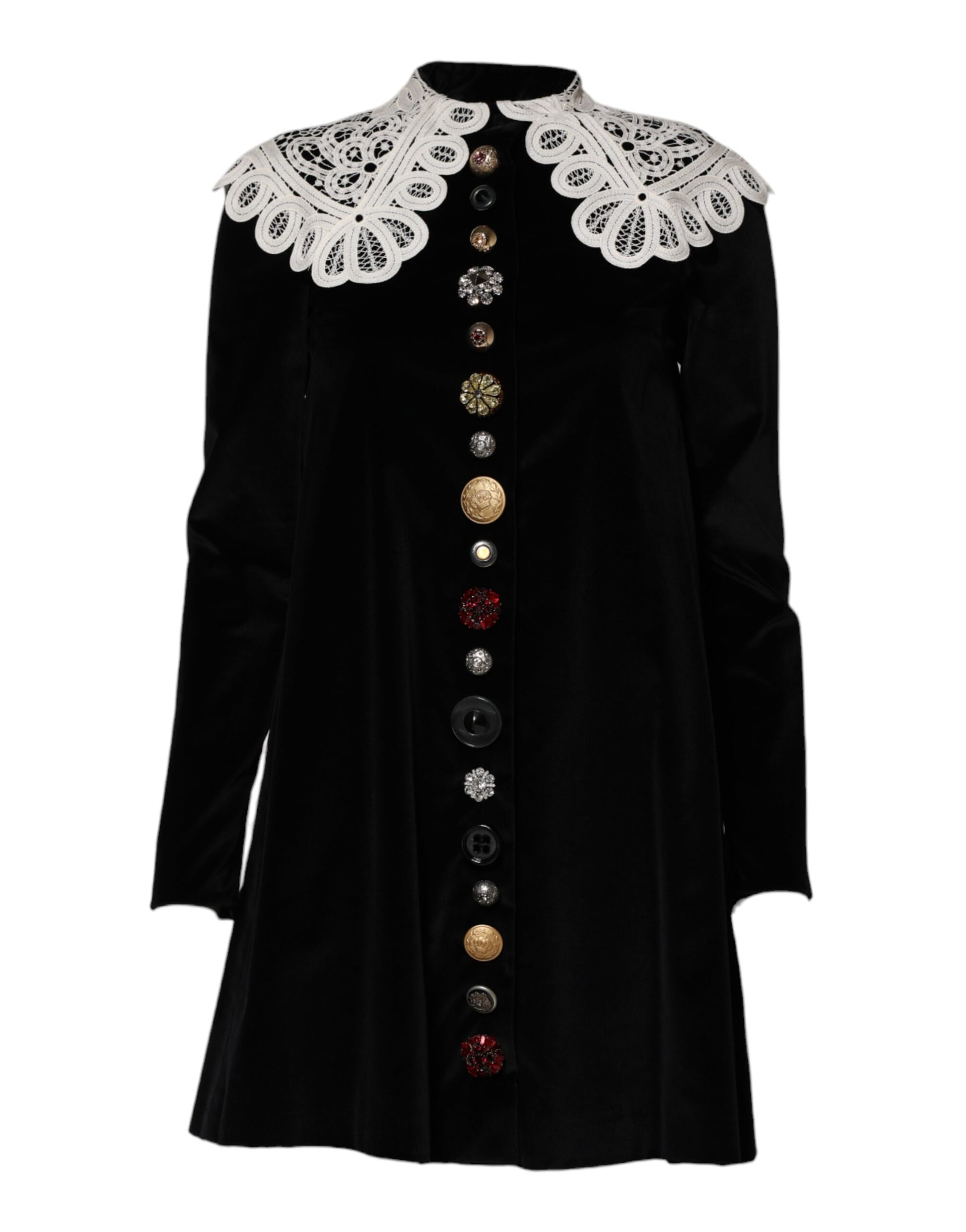 Schwarzes Samtkleid mit Spitzenkragen und Verzierung