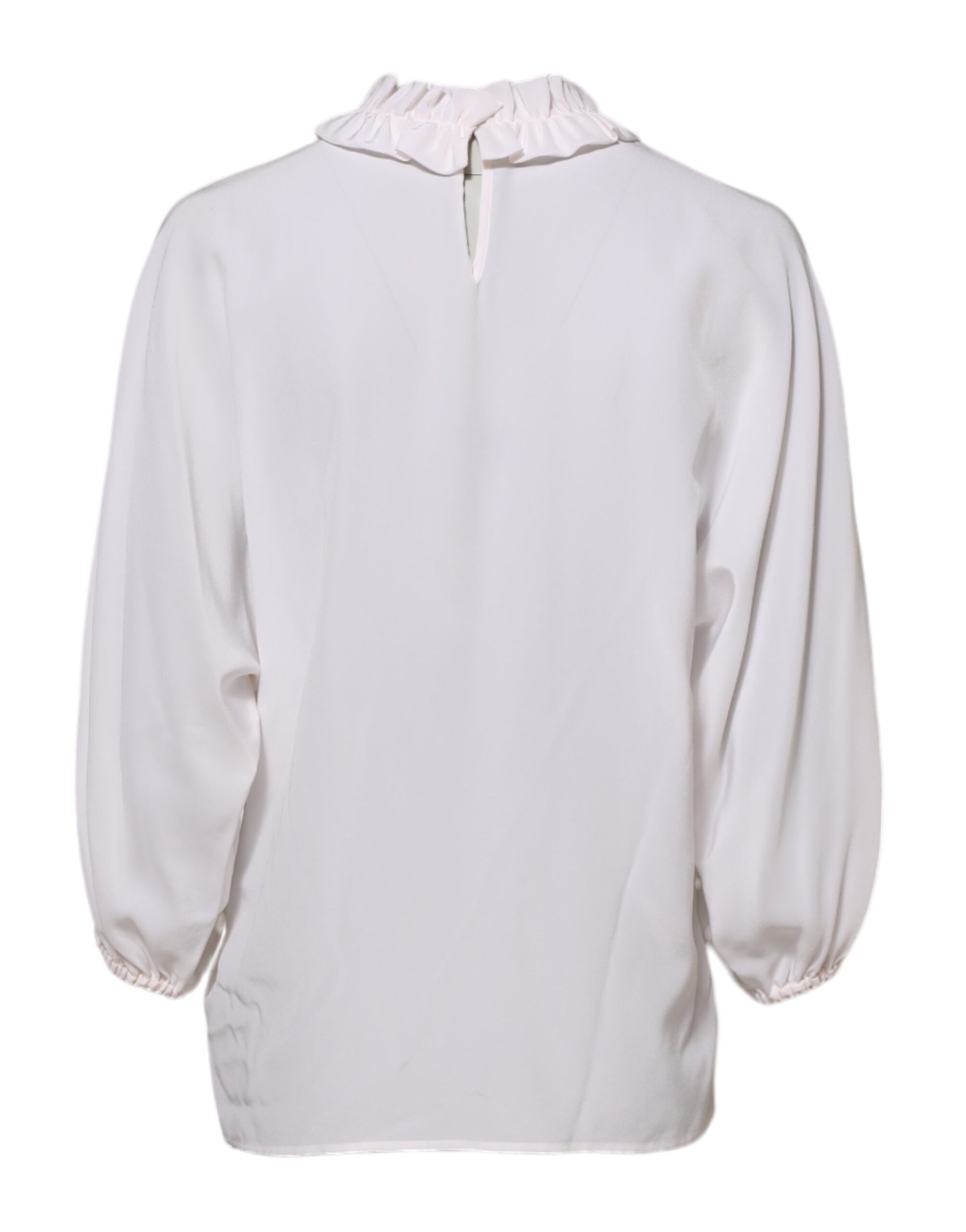 Weiße Bluse mit Rüschenausschnitt und Pullover
