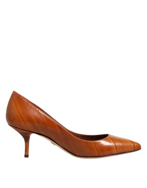 Braune Pumps aus Leder mit Stilettoabsatz