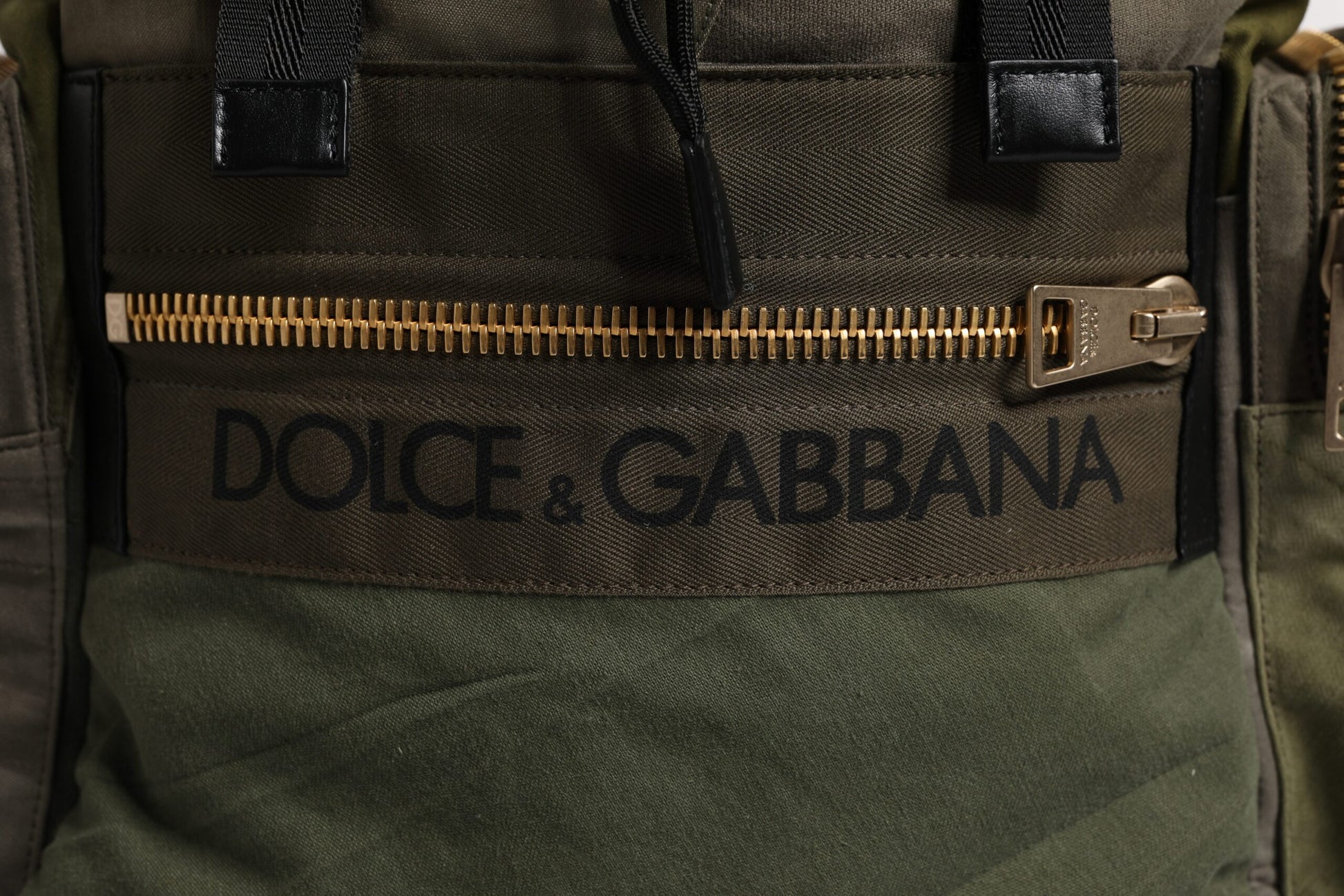 Militärgrüner Patchwork-Rucksack