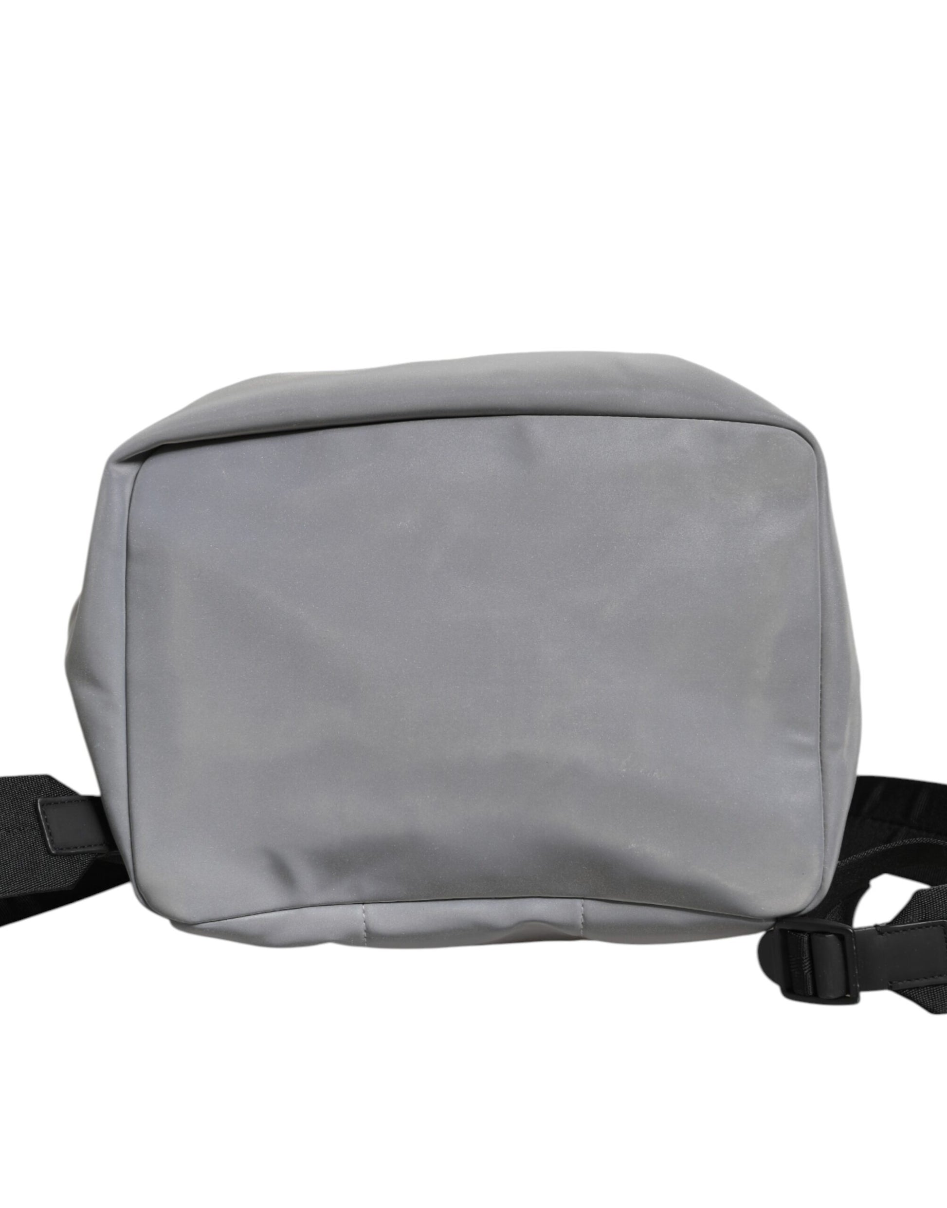Grauer Palermo-Rucksack mit Reflektorschnallen und Kordelzug