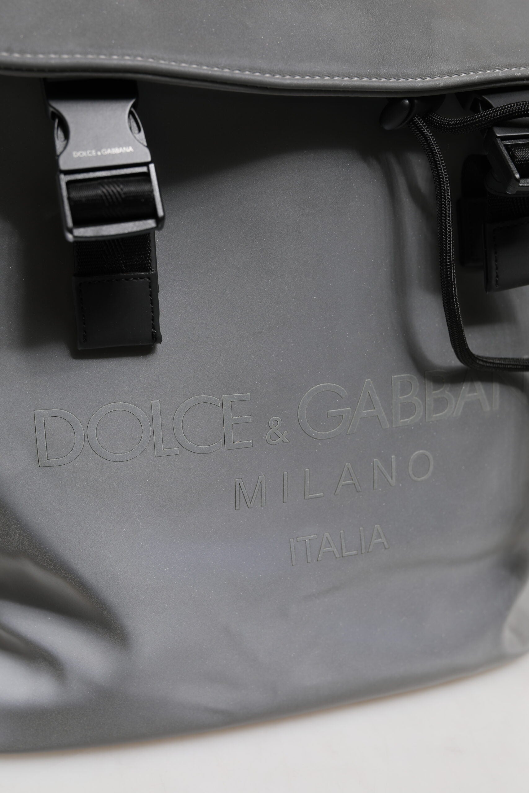 Grauer Palermo-Rucksack mit Reflektorschnallen und Kordelzug