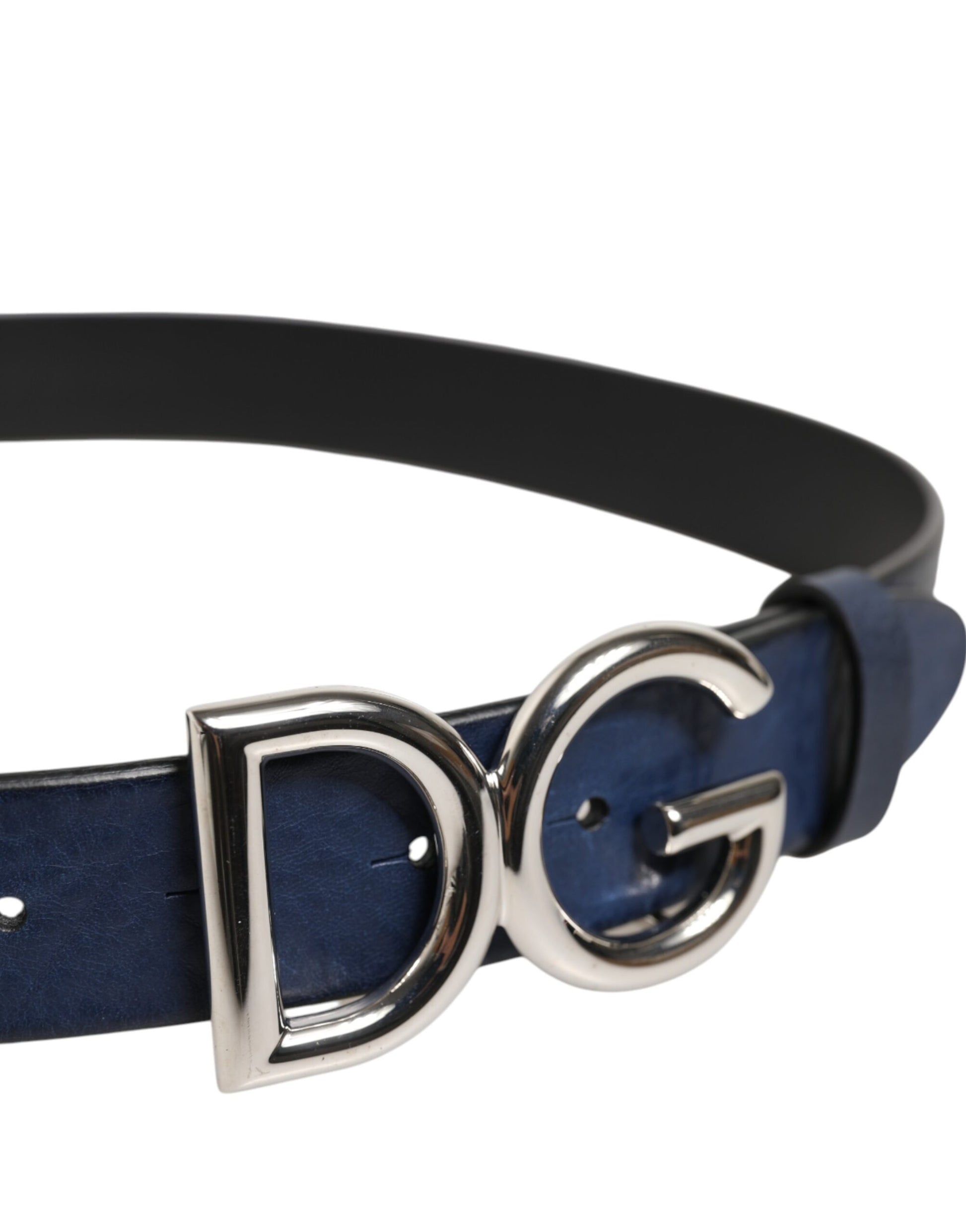 Blauer klassischer Gürtel mit silberner Metallschnalle mit DG-Logo