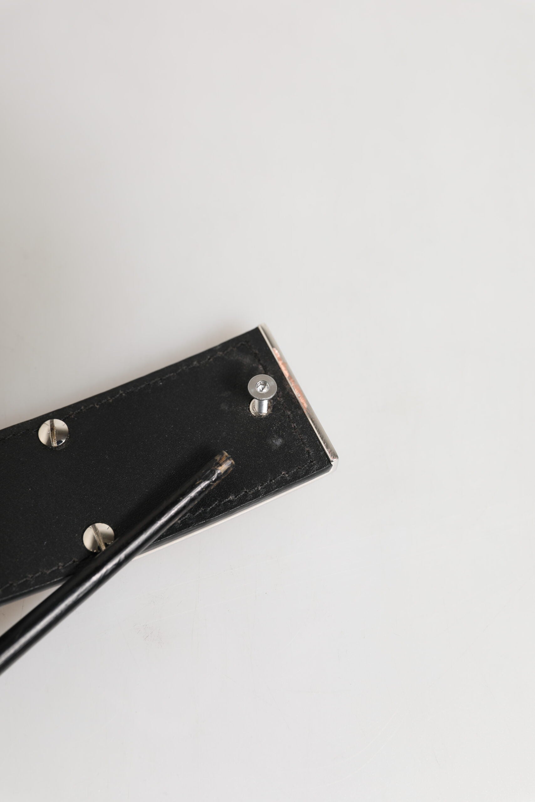 Dolce & Gabbana Black Leather Classic Metal Logo Buckle Belt