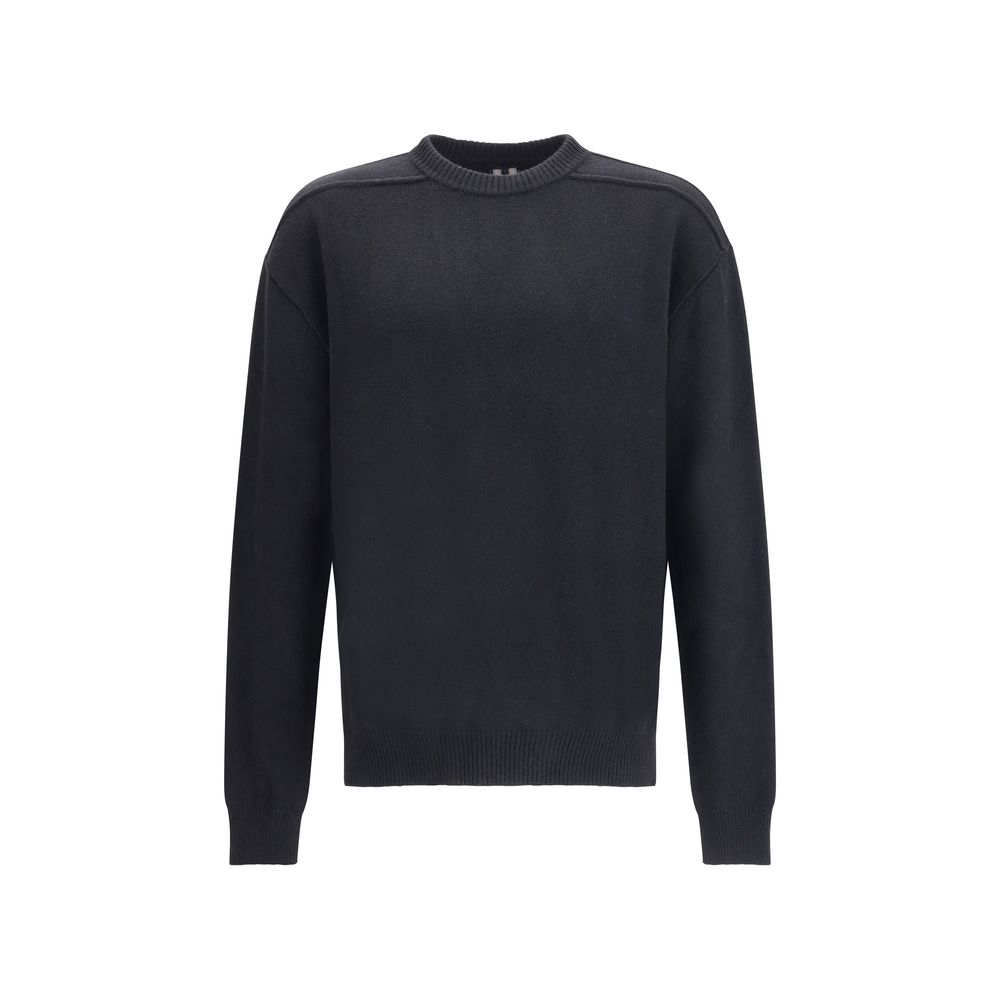 Pullover mit sichtbaren Nähten