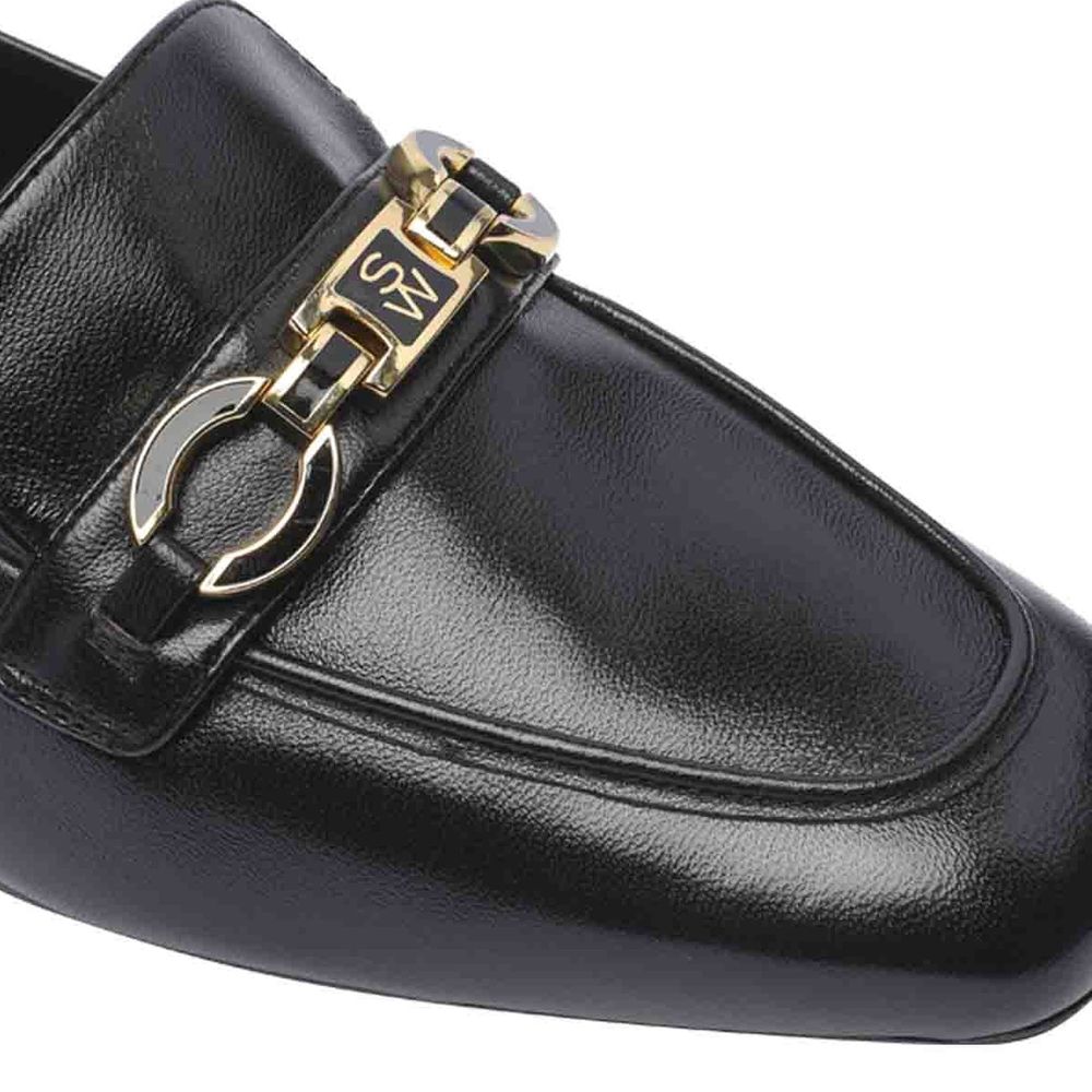 Signature Square Leather Loafers