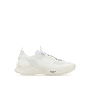 True Act Sneakers