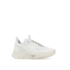 True Act Sneakers