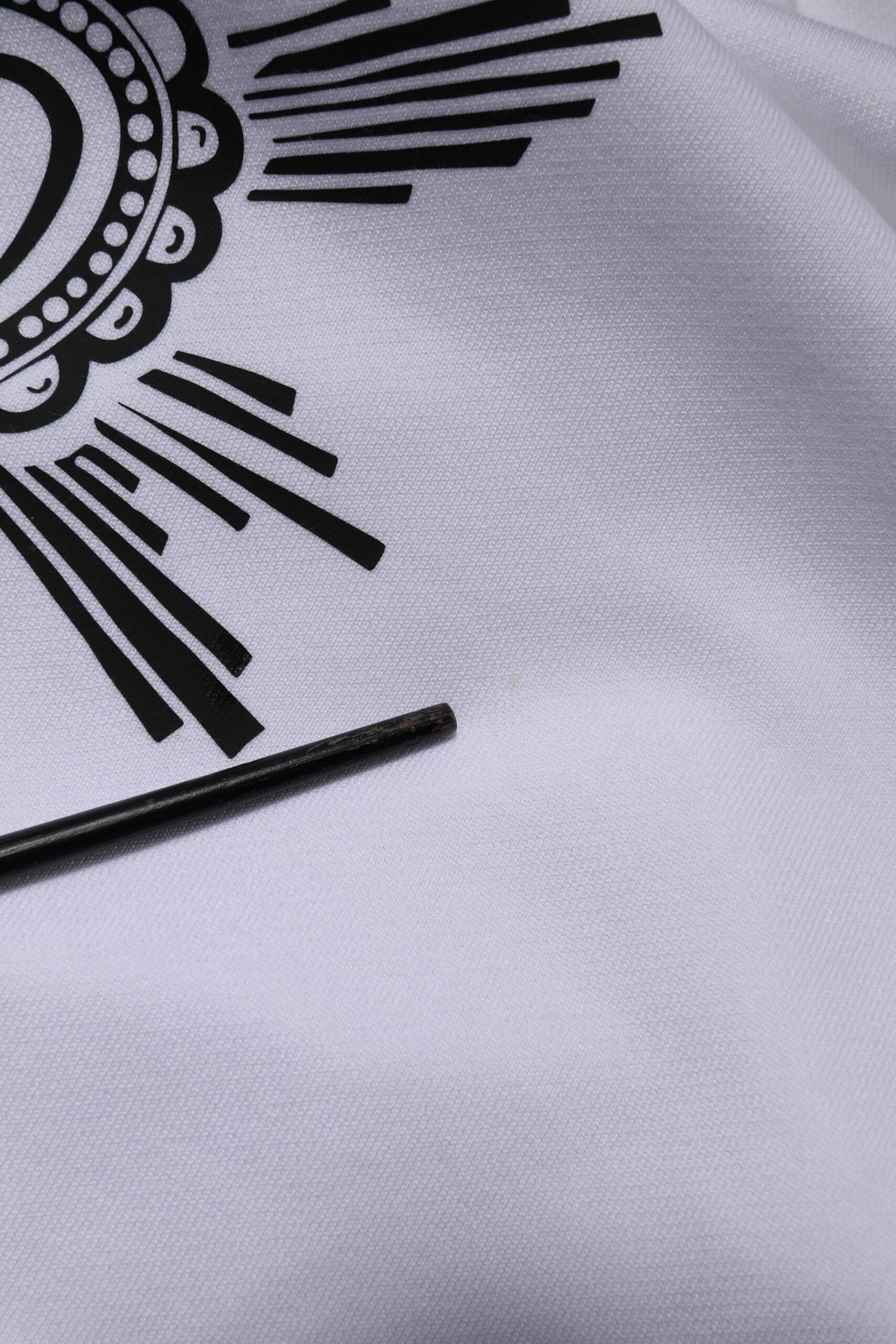 Dolce & Gabbana White Sacred Heart Hooded Sweatshirt Sweater