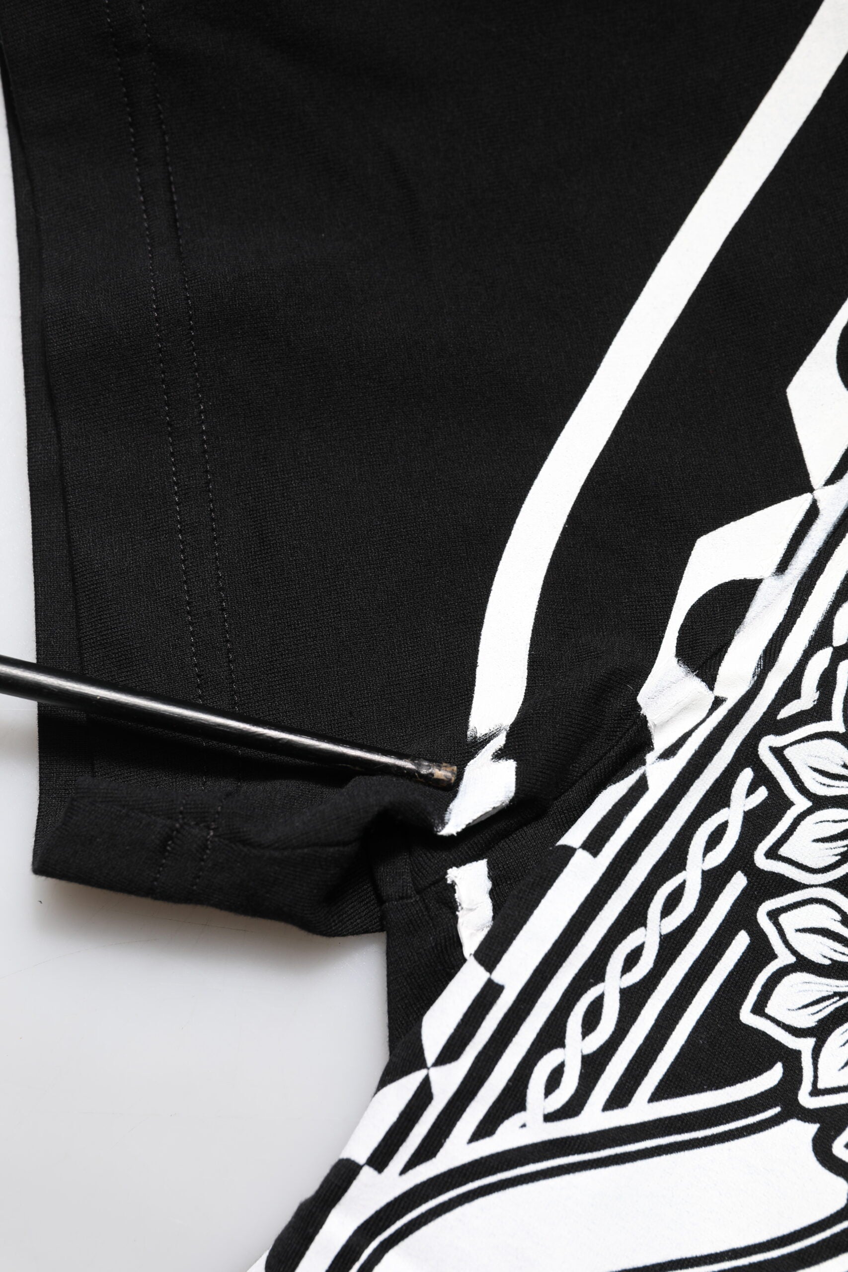 Dolce & Gabbana Black Bandana Print Cotton Crew Neck T-shirt