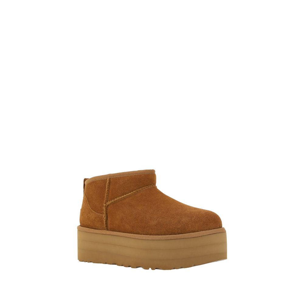 Klassische Ultra-Mini-Plateaustiefel