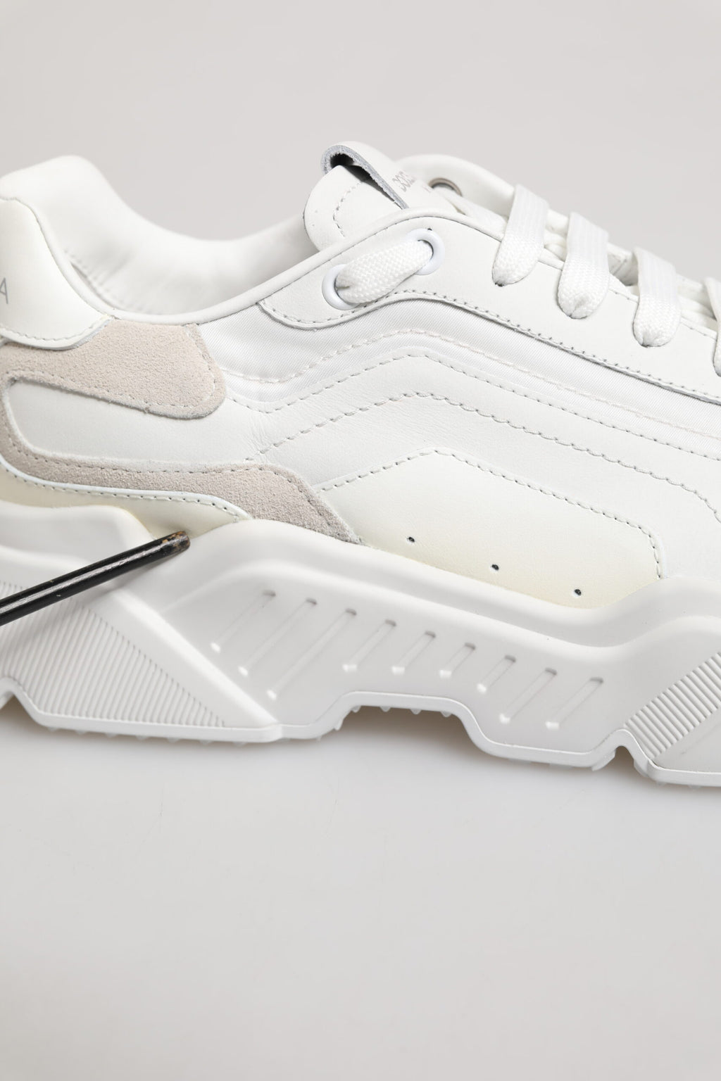 Dolce & Gabbana White Daymaster Low Top Mens Sneakers Shoes