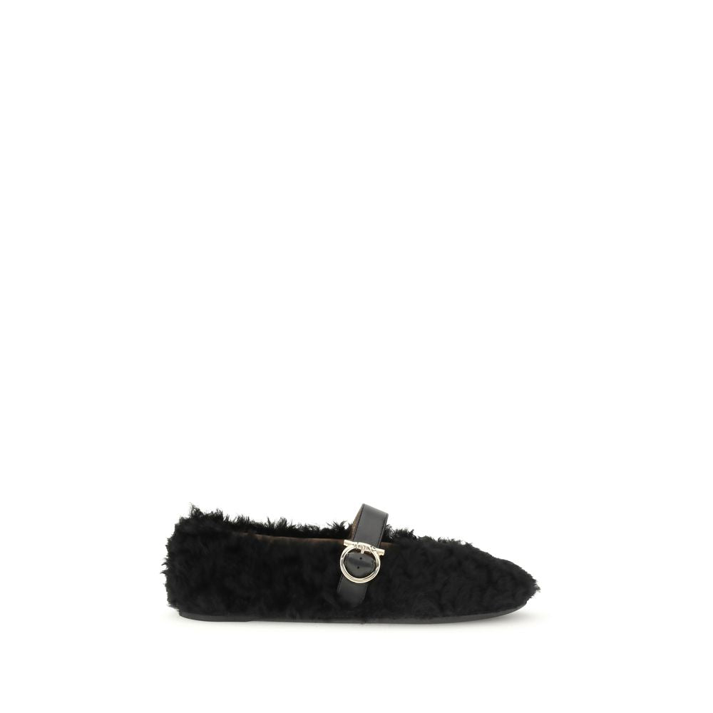 Gancini-embellished Ballerinas