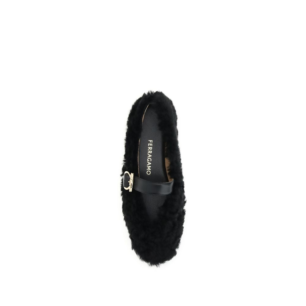 Gancini-embellished Ballerinas