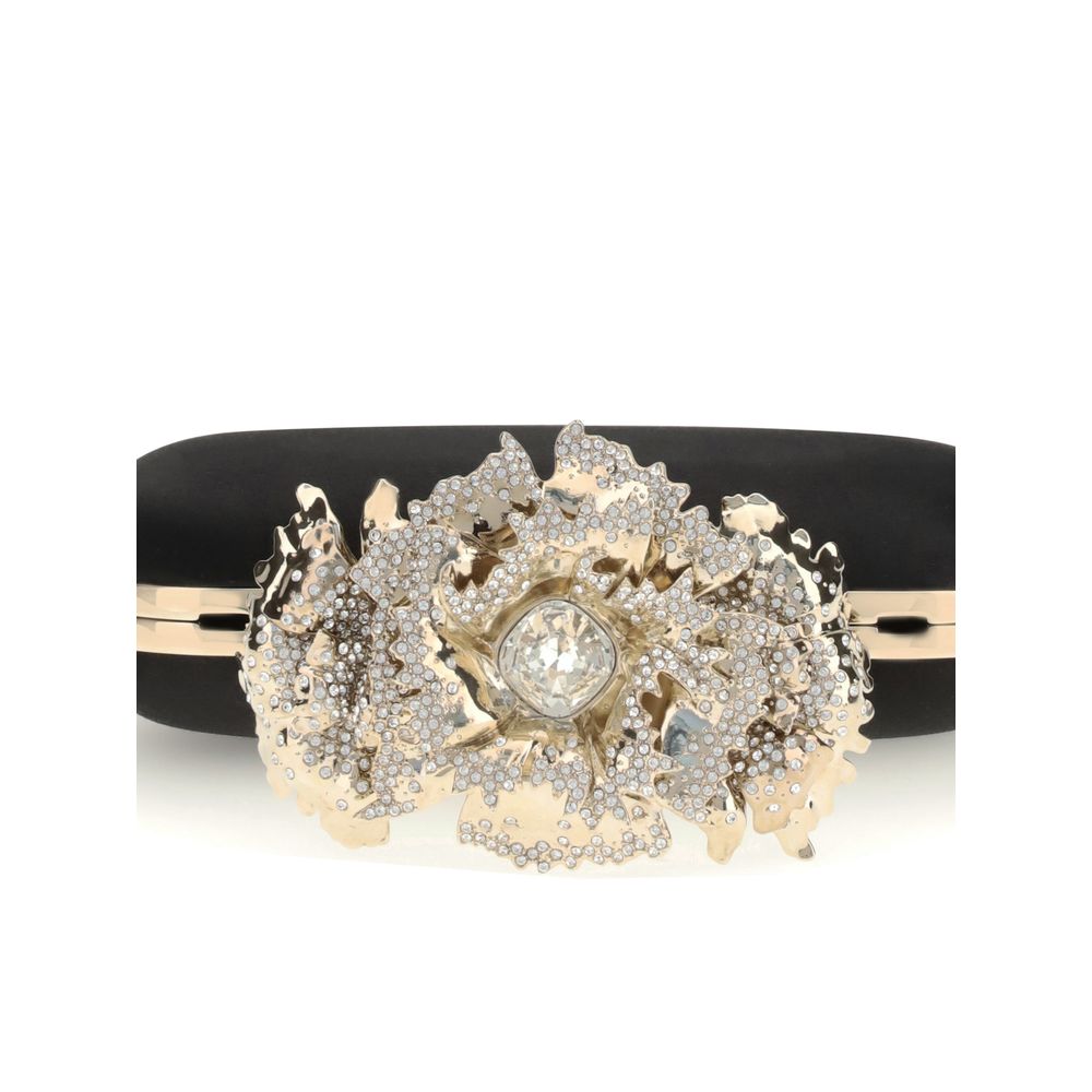 Carnation Knuckle Clutch