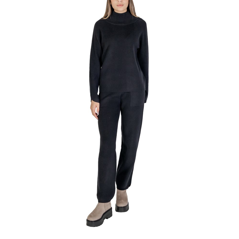 Cleré Black Viscose Sweater